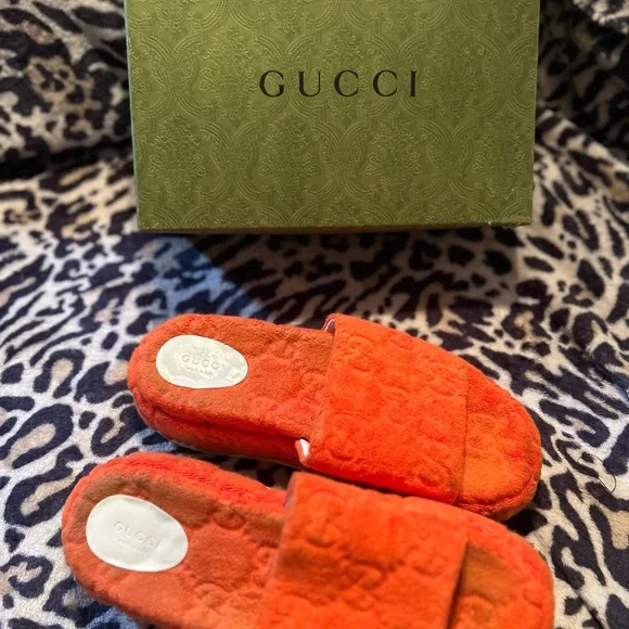 Gucci Orange Sandals - Picture 3 of 5